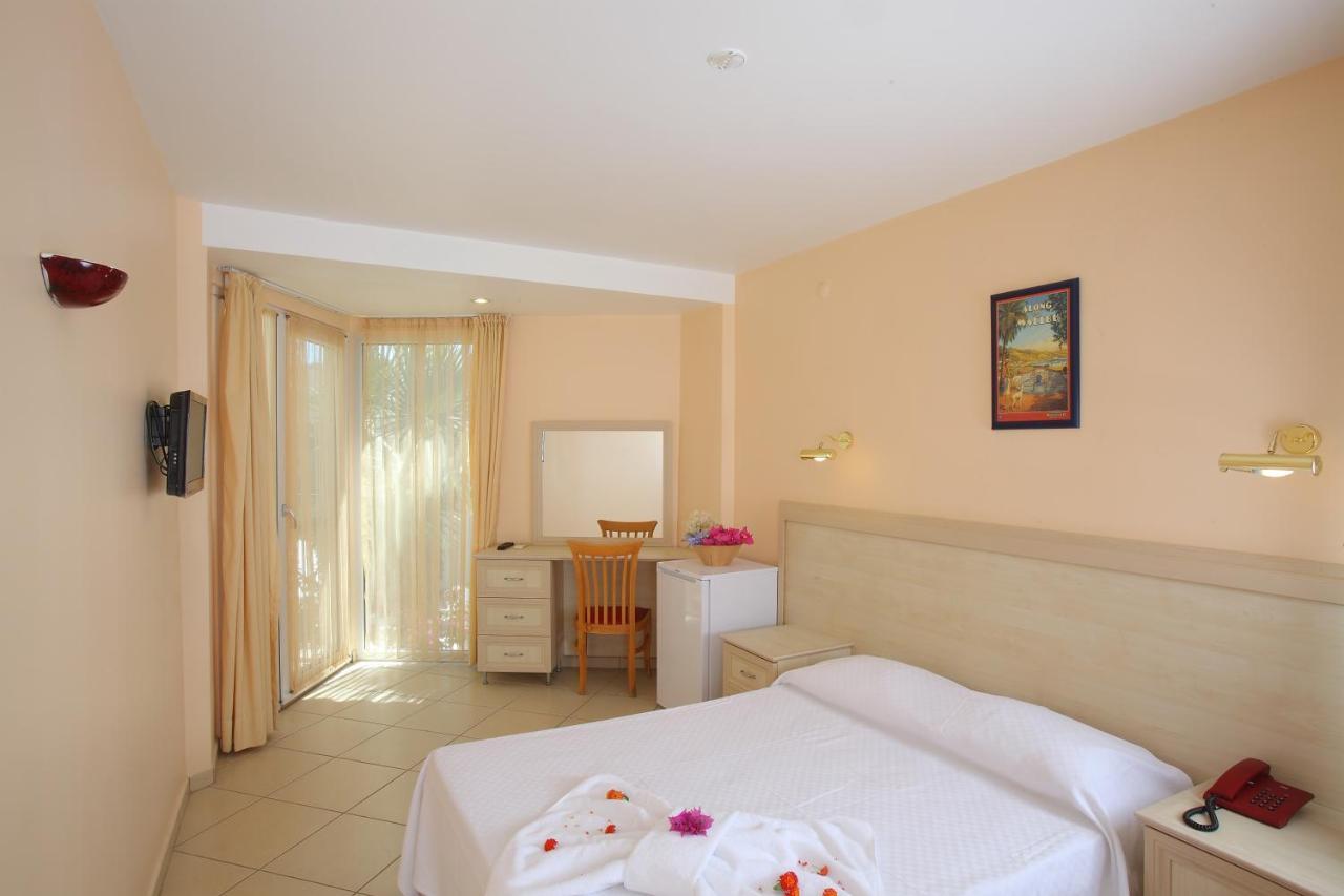 Catamaran Hotel Gundogan  Extérieur photo